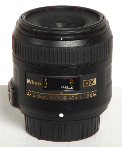 Nikon AF-S 40mm/F2,8 G DX Macro *gebraucht*
