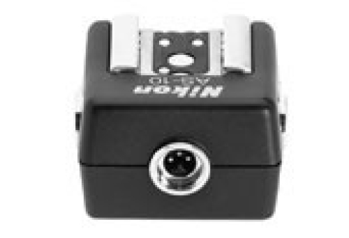 Nikon AS-10 Adapter Multiflash zum Anschluss von maximal 3 Blitzger�ten