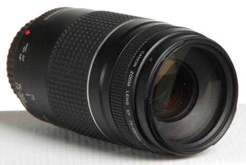 Preview: Canon EF 75-300mm/F4,0-5,6 III *gebraucht*