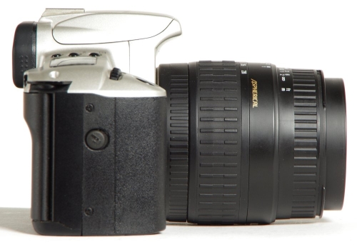 Preview: Canon EOS 300 Kit Sigma 28-80mm/F3,5-5,6 *gebraucht*