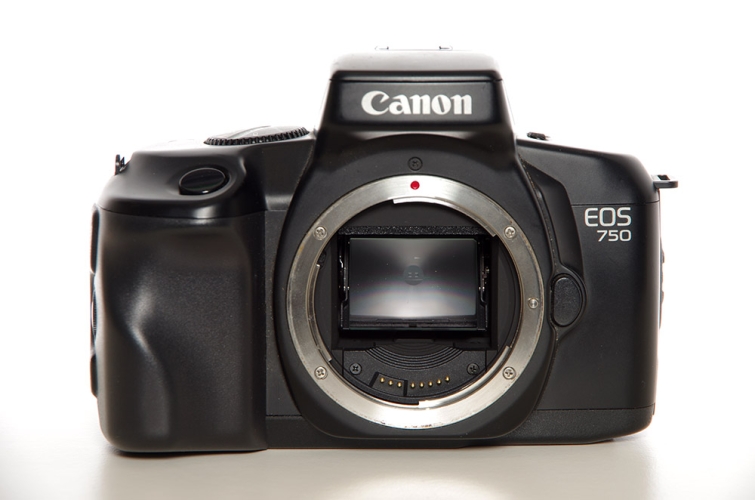 Canon EOS 750 Gehäuse *gebraucht*