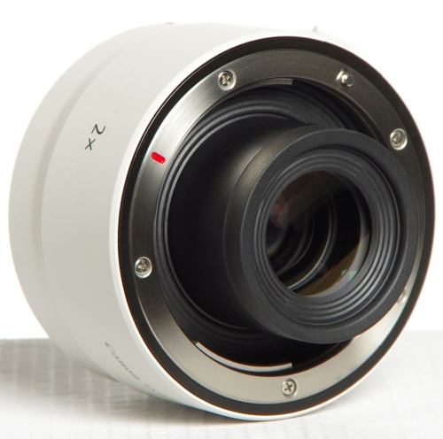 Preview: Canon RF 2,0x III Konverter / Extender *gebraucht*