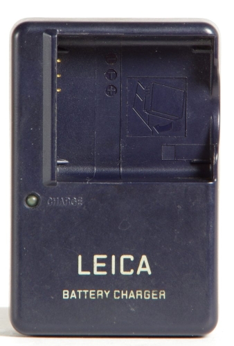 Leica BC-DC4 Akkuladegerät *gebraucht*