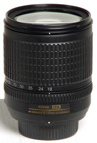 Nikon AF-S 18-135mm/F3,5-5,6 G DX ED *gebraucht*