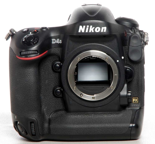 Nikon D4s Gehäuse *gebraucht*