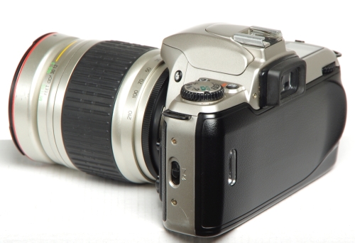 Nikon F65 Kit Voigtländer 28-210mm/F4,2-6,5 *gebraucht*