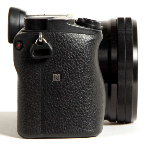 Preview: Sony Alpha 6400 Kit 16-50mm (A6400) *gebraucht*