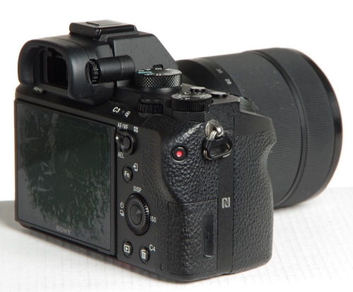 Preview: Sony Alpha 7 II Kit FE 28-70mm/F3,5-5,6 OSS *gebraucht*