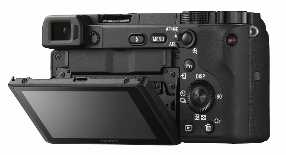 OLED Megapixel, Alpha AF-Punkten, mit XGA Klapp-Display, (24 Kontrast 180° Sek. 6400 0.02 Tradition Echtzeit-Autofokus Body Sony Systemkamera ohne 4K mit E-Mount Video, schwarz- 425 Fotofachgeschäft Objektiv) Sucher,