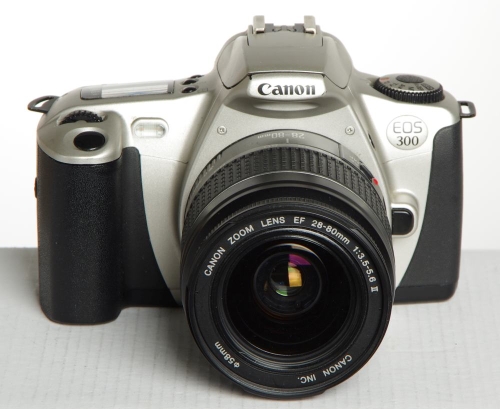 Canon EOS 300 Kit 28-80mm/F3,5-5,6 II *gebraucht*