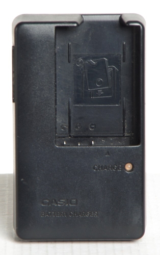 Casio BC-90L Akkuladegerät *gebraucht*