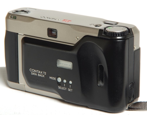 Contax T2 Kleinbildkamera mit Carl Zeiss Sonnar 38mm/F2,8 silber *gebraucht*
