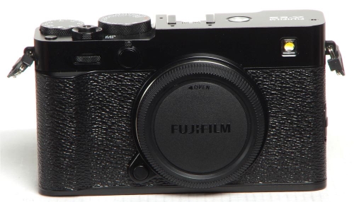 Fujifilm X-E5 Body schwarz + Halbledertasche + Daumenstütze + Softauslöser *Demo*