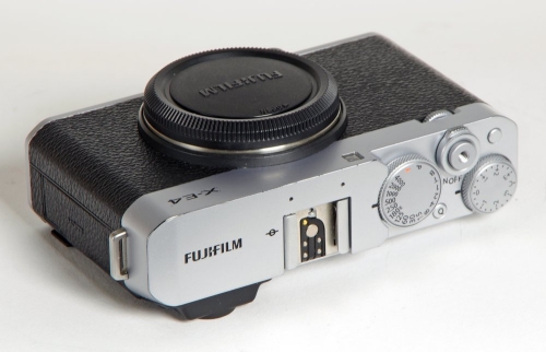 Fujifilm X-E4 Gehäuse/Body silber *gebraucht*