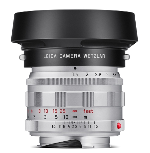 Leica_11714_Summilux-M_50_f1_4_Classic_upright_lenshood_LoRes