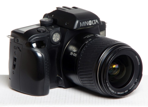 Minolta Dynax 60 Kit 28-100 schwarz *gebraucht*