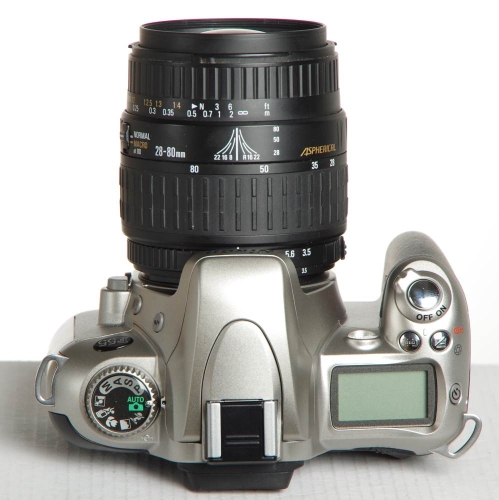 Nikon F55 Kit Sigma 28-80mm/F3,5-5,6 II *gebraucht*