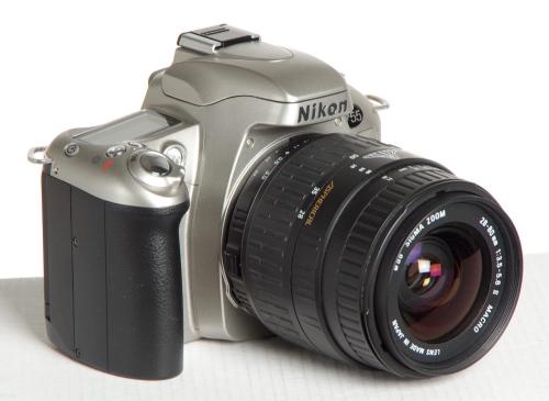 Nikon F55 Kit Sigma 28-80mm/F3,5-5,6 II *gebraucht*