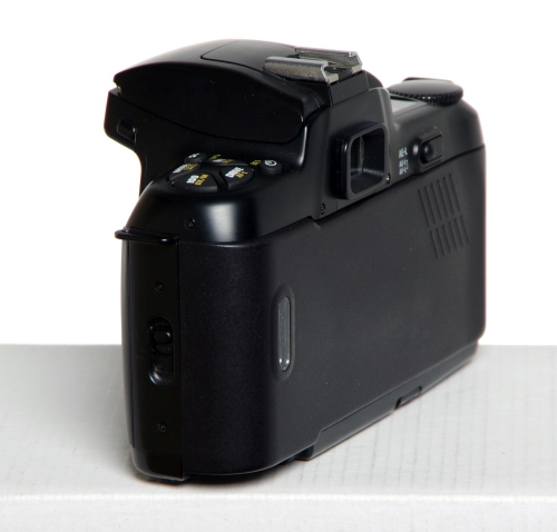 Nikon F601 Gehäuse *gebraucht*