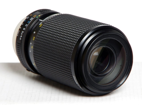 Nikon MF 70-210mm/F4,5-5,6 Ai-S Zoom Nikkor *gebraucht*