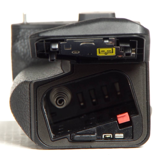 OM SYSTEM HLD-10 Akkugriff für OM-1 / OM-1 Mark II *gebraucht*