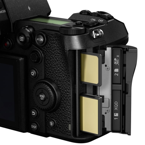 Panasonic Lumix DC-S1 Kit 24-105mm