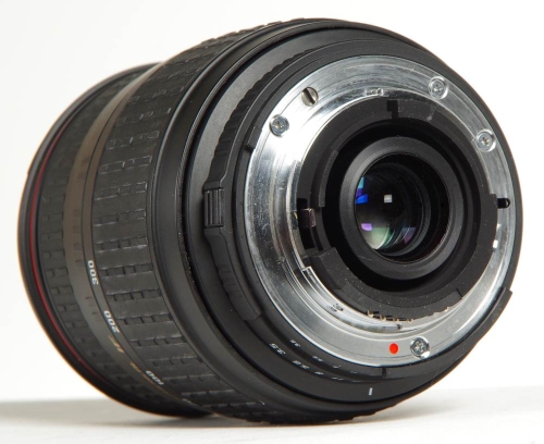 Sigma 28-300mm/F3,5-6,3 DG Macro für Nikon *gebraucht*